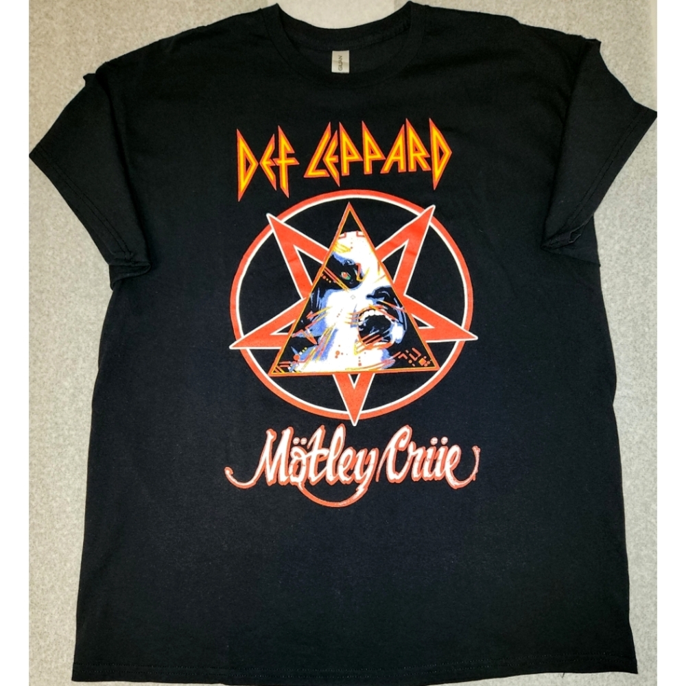 Def Leppard Mötley Crüe The Stadium Tour 2022 Black concert T-Shirt